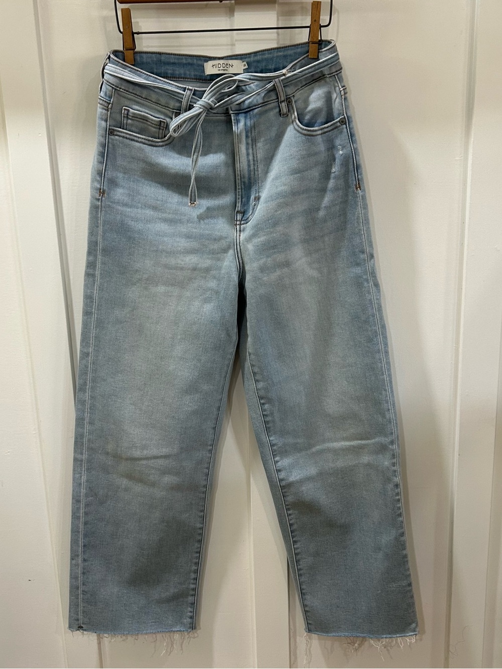Hidden Light Wash high rise Women's Jeans